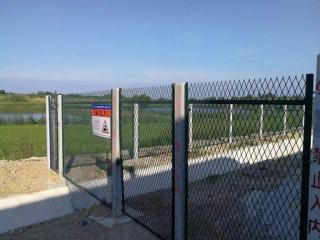 鋼板網(wǎng)防護(hù)柵欄