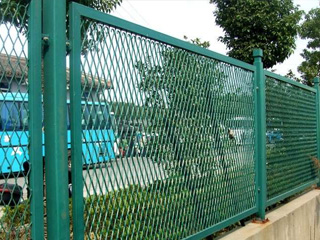 鋼板網(wǎng)護(hù)欄網(wǎng)  